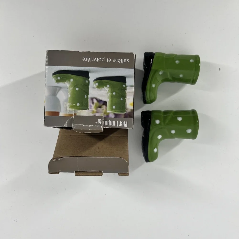 PIER 1 IMPORTS SALT AND PEPPER SHAKER GREEN BOOTS WITH WHITE POLKA DOTS